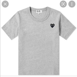 Comme des garçons play men’s black heart tee